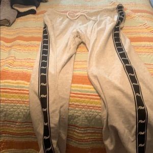 PINK Victoria's Secret Pants - Victoria’s Secret pink jogging pants PINK Victoria's Secret Pants - Victoria’s Secret pink jogging pants